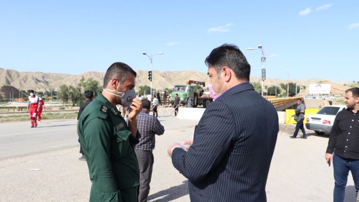 بازدید رییس شورای اسلامی شهر از کنترل ورودی تمبی جهت پیشگیری از شیوع کرونا ویروس